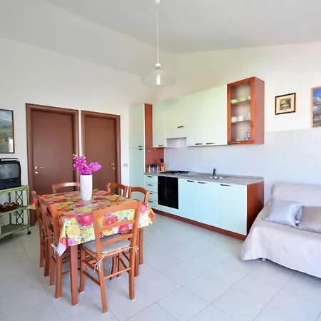 Appartamento Bilocale Piano Terra Apartment *